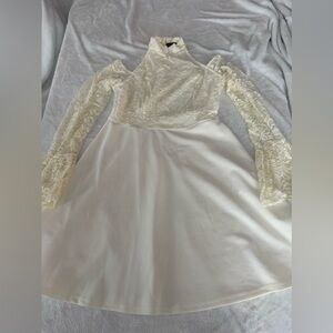 Venus Ivory Cold Shoulder Long Bell Sleeves Lace MIDI Dress XS